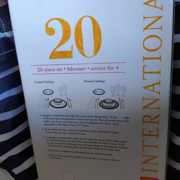 20 piece set Adventure - Picture 2 of 2